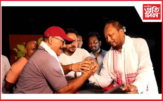 পাঞ্জা খেলুৱৈ ৰূপত বিধায়ক পদ্ম হাজৰিকা...